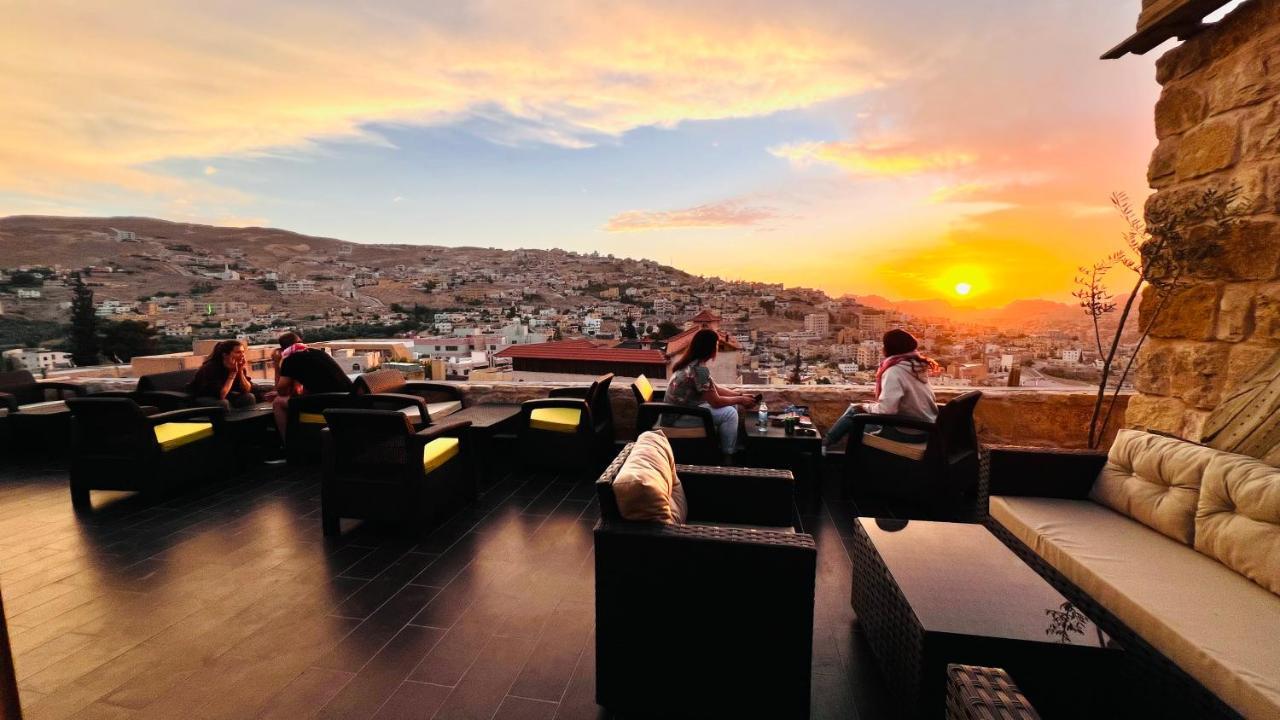 Ata Ali Hotel Wadi Musa Buitenkant foto